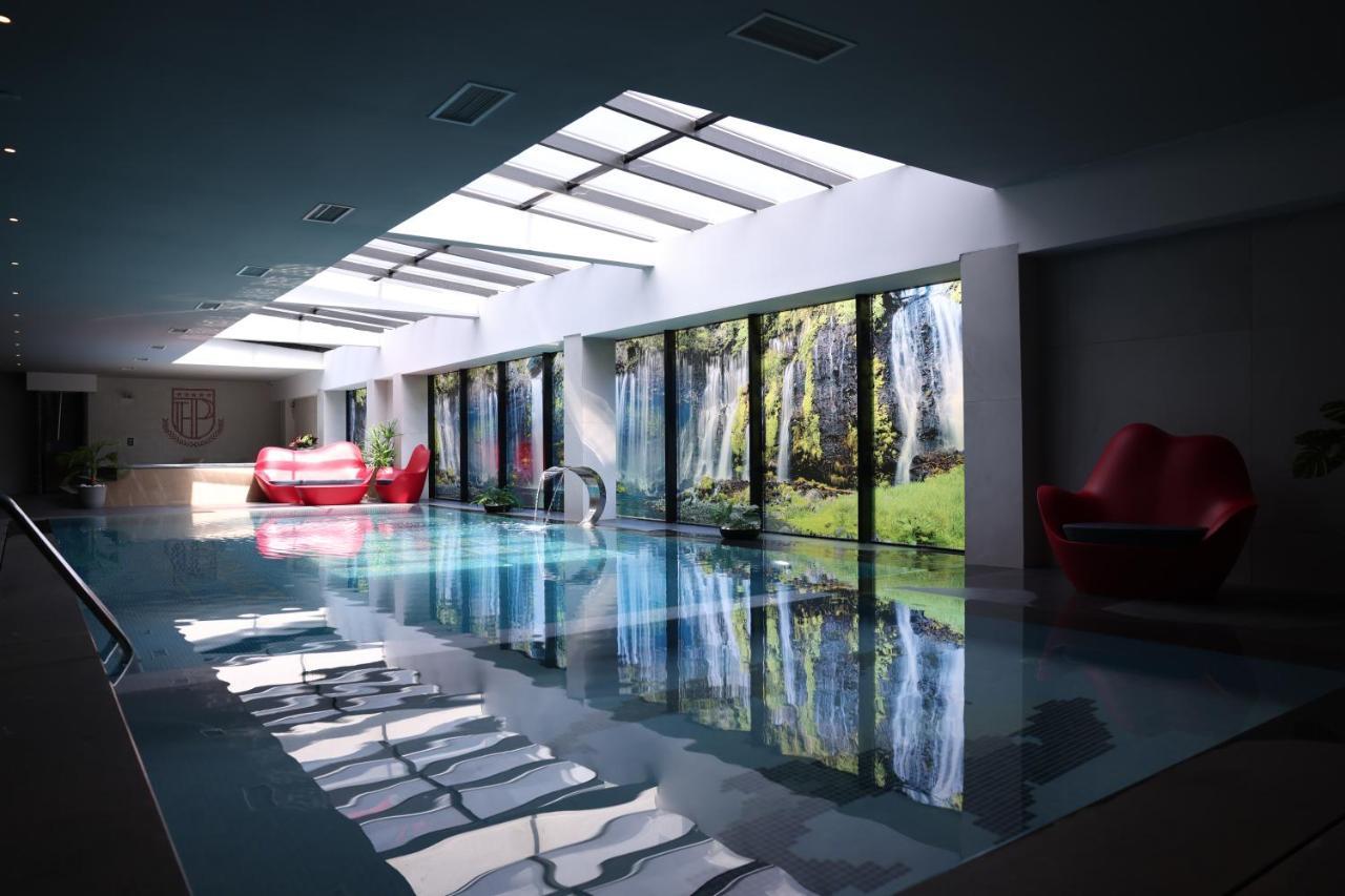 Palace Hotel & Spa Titova Mitrovica Екстериор снимка